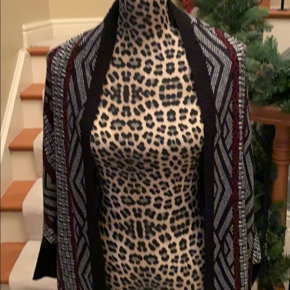 Charlotte Russe Cardigan - Picture 4 of 5